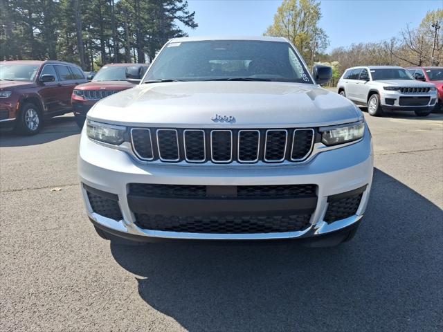2025 Jeep Grand Cherokee GRAND CHEROKEE L LAREDO X 4X4
