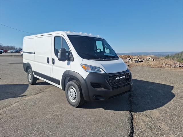 2025 RAM Ram ProMaster RAM PROMASTER 1500 TRADESMAN CARGO VAN LOW ROOF 136 WB