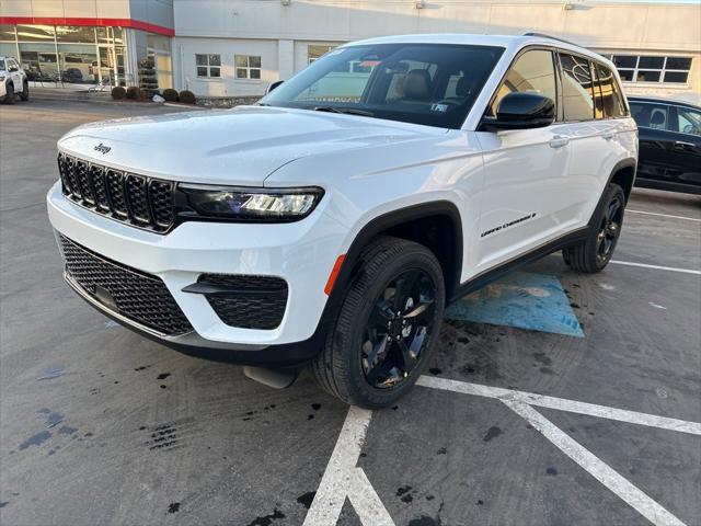 2025 Jeep Grand Cherokee GRAND CHEROKEE ALTITUDE X 4X4