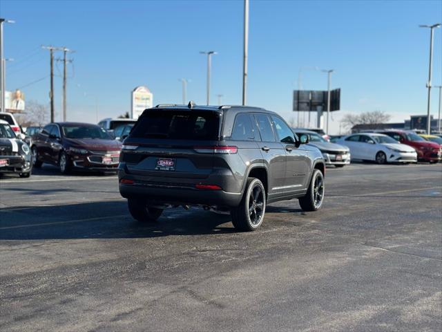 2025 Jeep Grand Cherokee GRAND CHEROKEE ALTITUDE 4X4