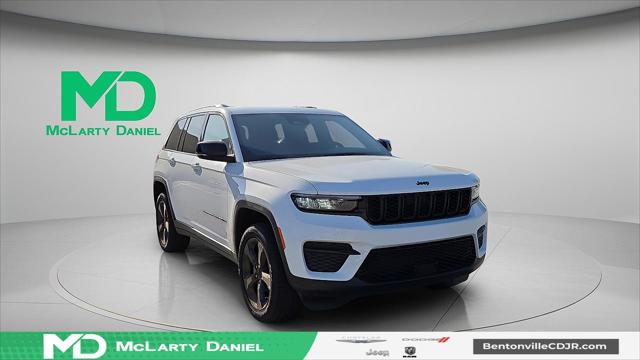 2025 Jeep Grand Cherokee GRAND CHEROKEE ALTITUDE X 4X4