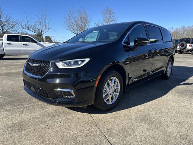 2025 Chrysler Pacifica PACIFICA SELECT