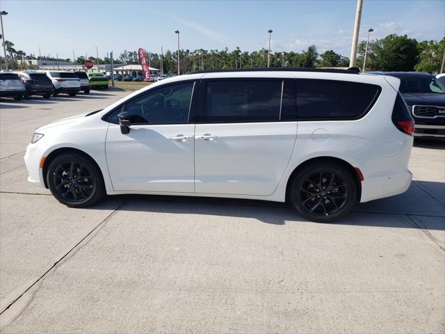 2025 Chrysler Pacifica PACIFICA LIMITED
