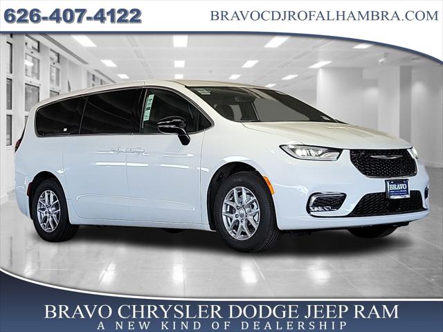 2025 Chrysler Pacifica PACIFICA SELECT
