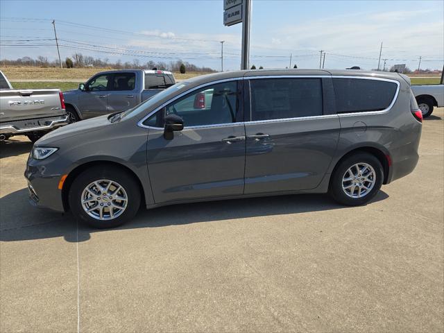 2025 Chrysler Pacifica PACIFICA SELECT