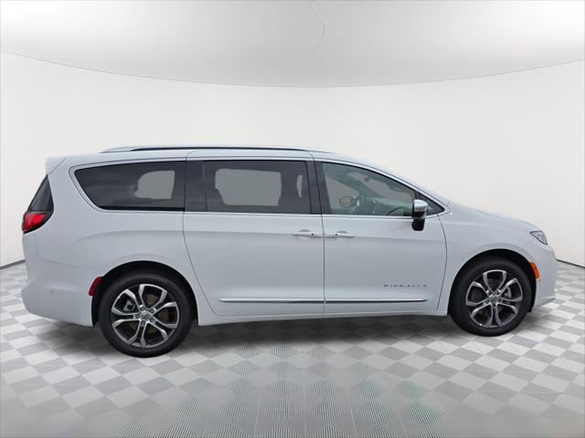 2025 Chrysler Pacifica PACIFICA PINNACLE AWD