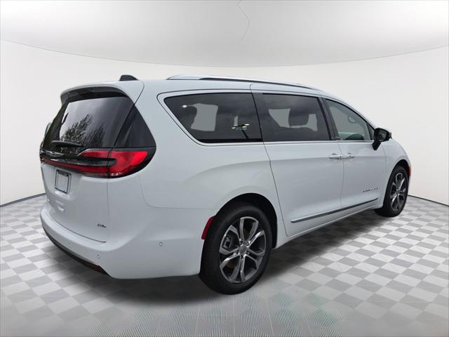 2025 Chrysler Pacifica PACIFICA PINNACLE AWD