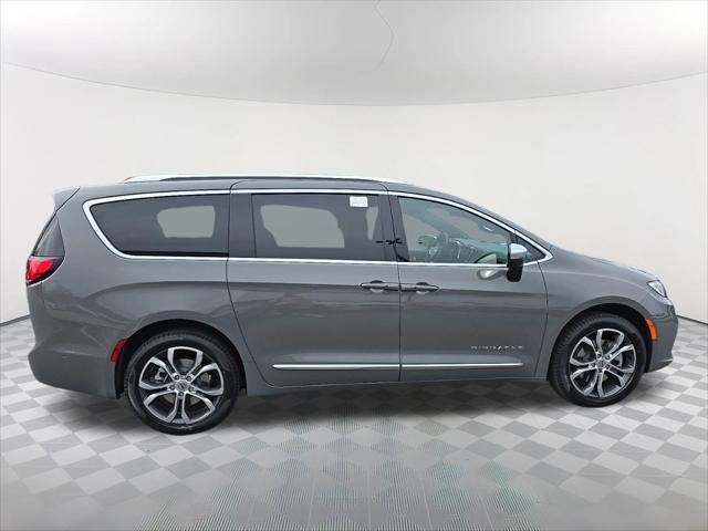 2025 Chrysler Pacifica PACIFICA PINNACLE AWD