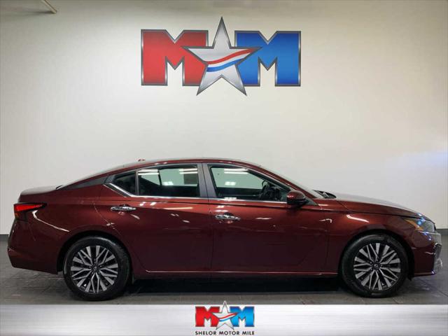 2023 Nissan Altima SV FWD