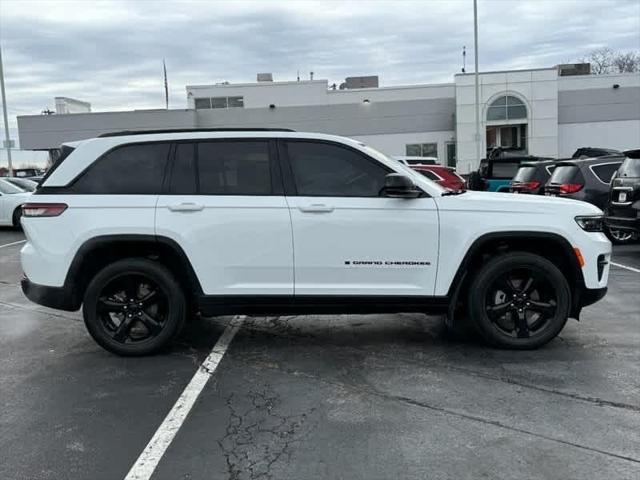 2022 Jeep Grand Cherokee Altitude 4x4