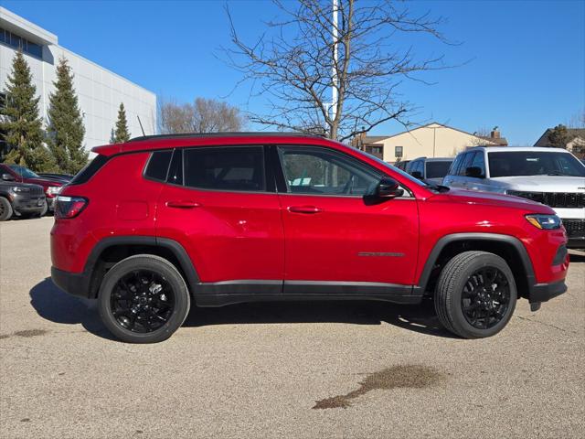 2025 Jeep Compass COMPASS LATITUDE 4X4