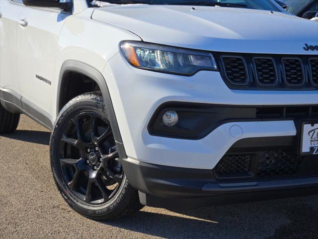 2025 Jeep Compass COMPASS LATITUDE 4X4