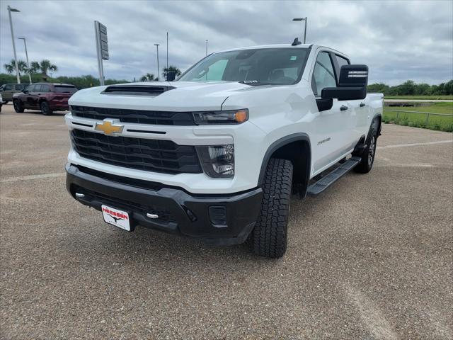 2024 Chevrolet Silverado 2500HD 4WD Crew Cab Standard Bed Custom