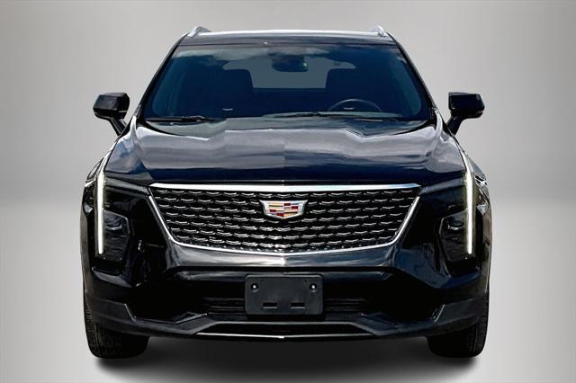 2024 Cadillac XT4 AWD Premium Luxury