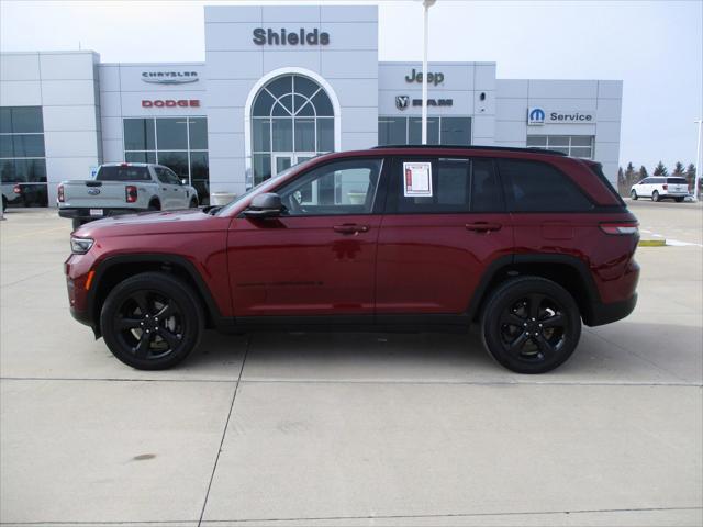 2023 Jeep Grand Cherokee Altitude 4x4