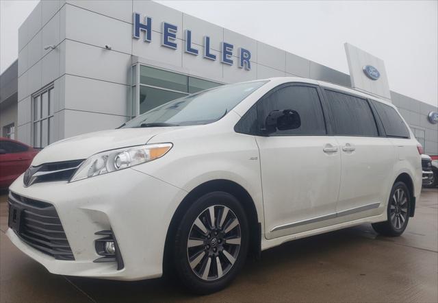 2018 Toyota Sienna XLE Premium 7 Passenger