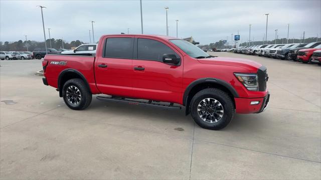2024 Nissan TITAN Crew Cab PRO-4X 4x4