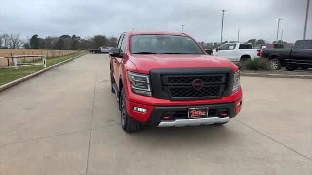 2024 Nissan TITAN Crew Cab PRO-4X 4x4