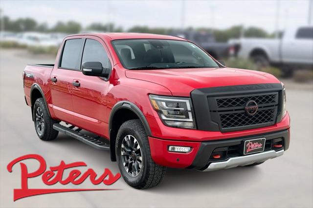 2024 Nissan TITAN Crew Cab PRO-4X 4x4