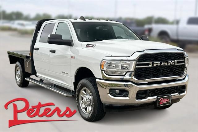 2022 RAM 3500 Tradesman Crew Cab 4x4 8 Box