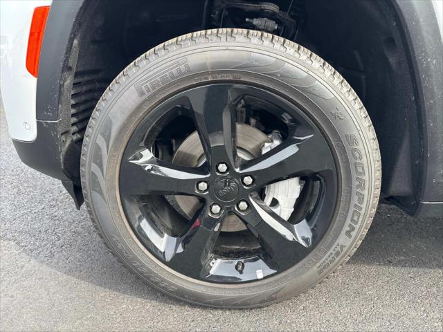 2025 Jeep Grand Cherokee GRAND CHEROKEE LIMITED 4X2