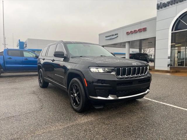 2023 Jeep Grand Cherokee L Laredo 4x4