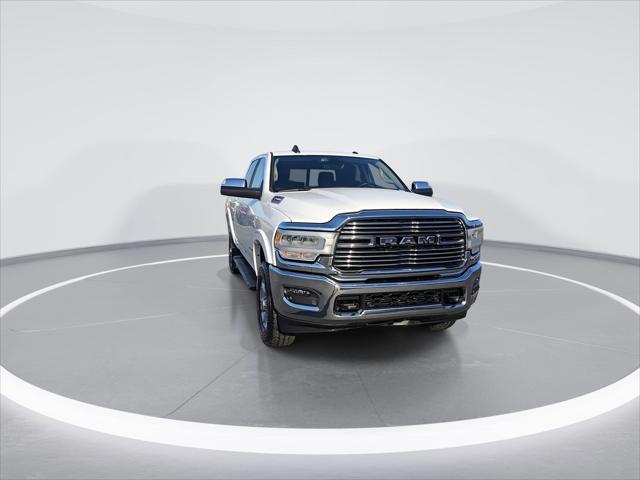 2020 RAM 2500 Laramie Crew Cab 4X4 64 Box