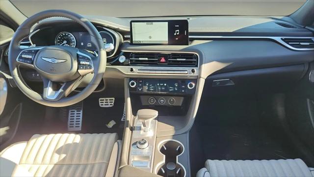 2025 Genesis G70 2.5T RWD