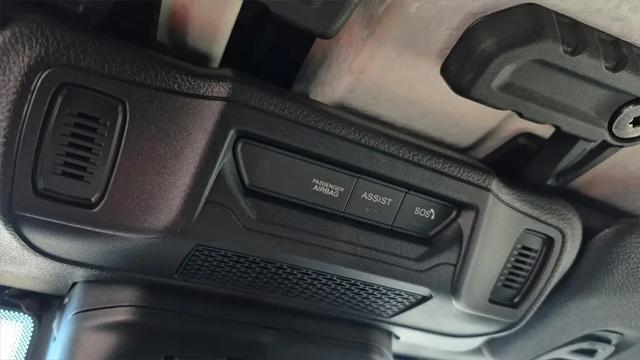 2025 Jeep Wrangler 4-Door Summit 4x4