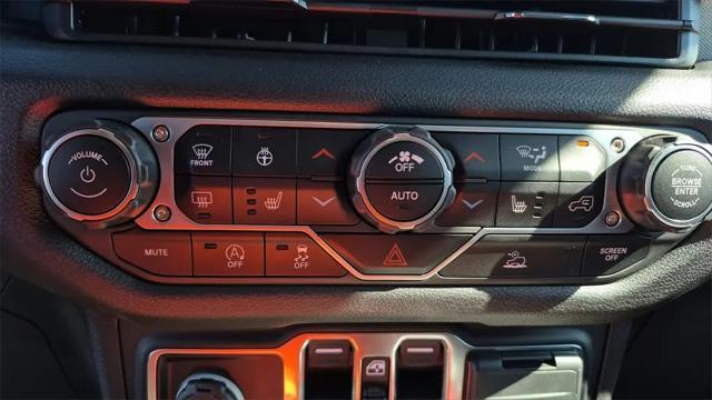 2025 Jeep Wrangler 4-Door Summit 4x4