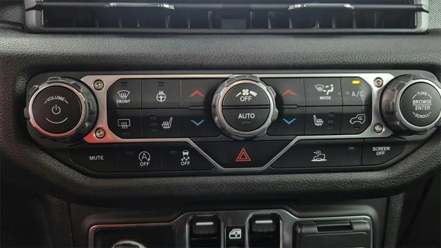 2025 Jeep Wrangler 4-Door Summit 4x4