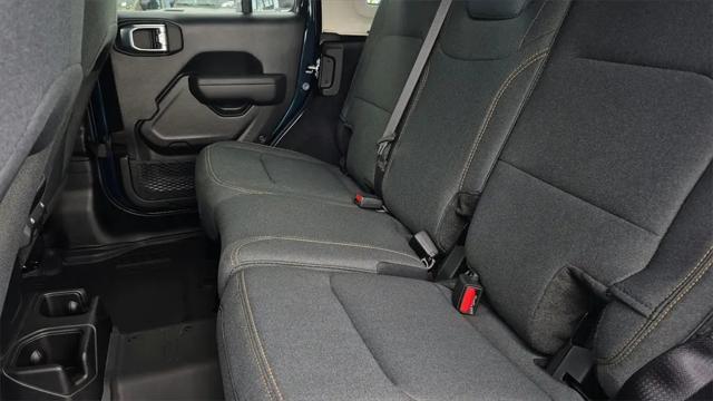 2025 Jeep Wrangler 4-Door Summit 4x4