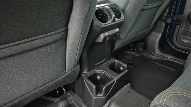 2025 Jeep Wrangler 4-Door Summit 4x4