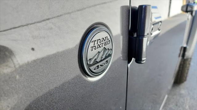 2025 Jeep Wrangler 4-Door Summit 4x4