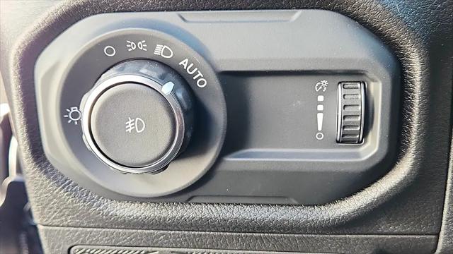 2025 Jeep Wrangler 4-Door Summit 4x4