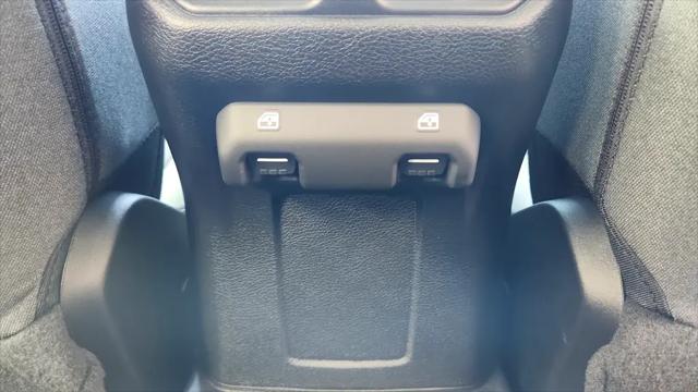 2025 Jeep Wrangler 4-Door Summit 4x4