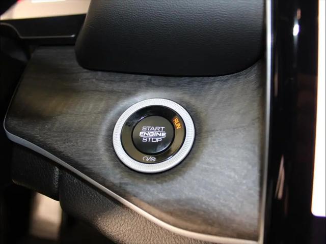2025 Jeep Grand Cherokee Limited 4x2