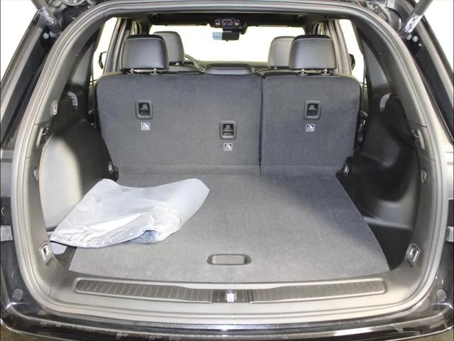 2025 Jeep Grand Cherokee Limited 4x2