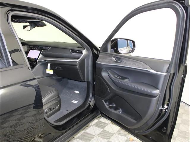 2025 Jeep Grand Cherokee Limited 4x2