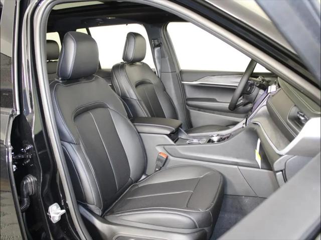 2025 Jeep Grand Cherokee Limited 4x2