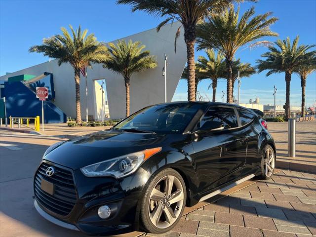 2013 Hyundai Veloster Turbo w/Black