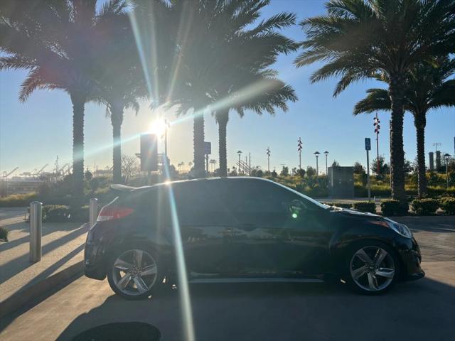 2013 Hyundai Veloster Turbo w/Black