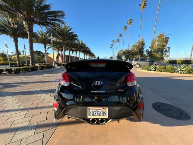 2013 Hyundai Veloster Turbo w/Black