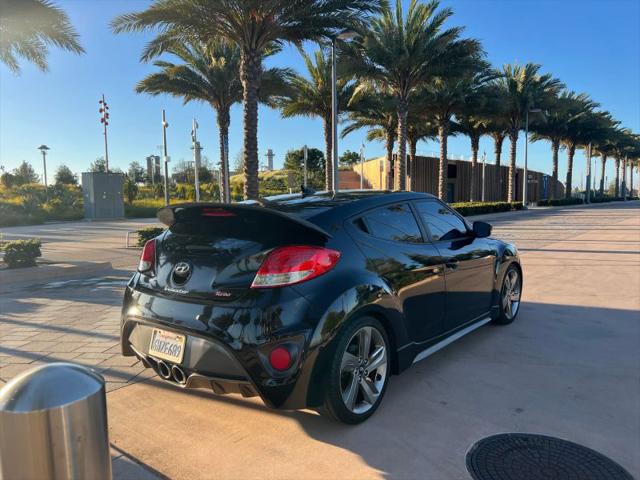 2013 Hyundai Veloster Turbo w/Black