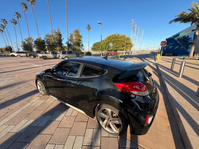 2013 Hyundai Veloster Turbo w/Black