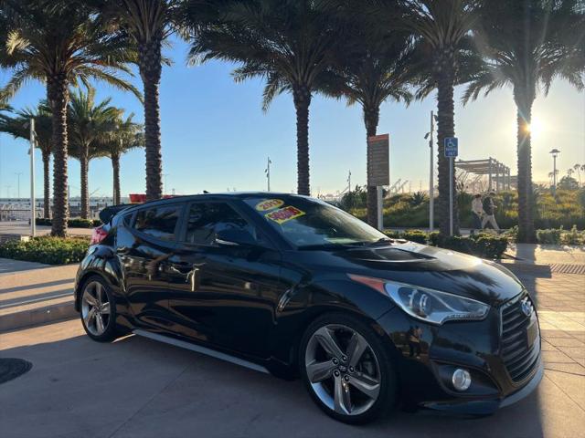 2013 Hyundai Veloster Turbo w/Black