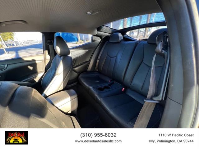 2013 Hyundai Veloster Turbo w/Black