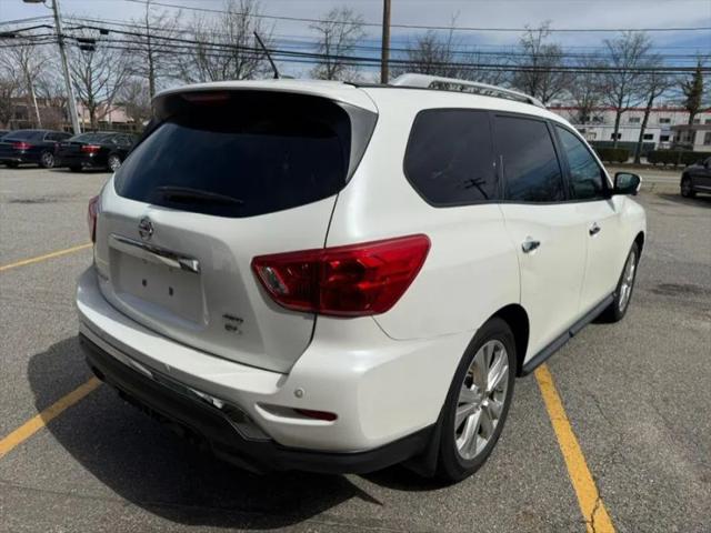 2018 Nissan Pathfinder SL