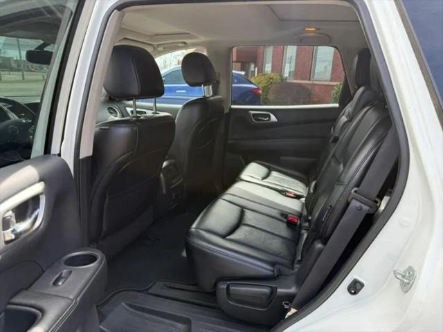 2018 Nissan Pathfinder SL