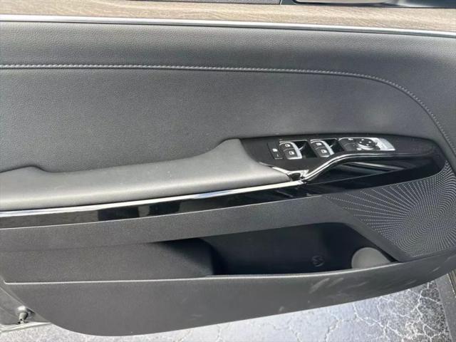 2023 Kia K5 EX